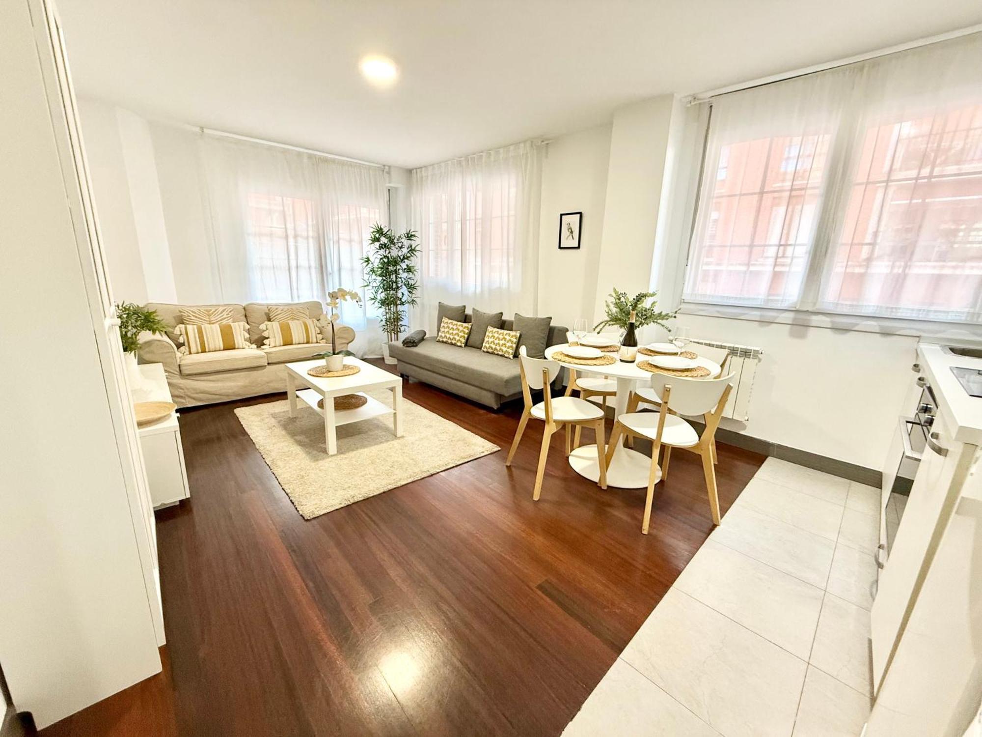 קסטרו אורדיאלס Castro Holidays - Centrico Piscina Urbanizacion Garaje Gratis מראה חיצוני תמונה