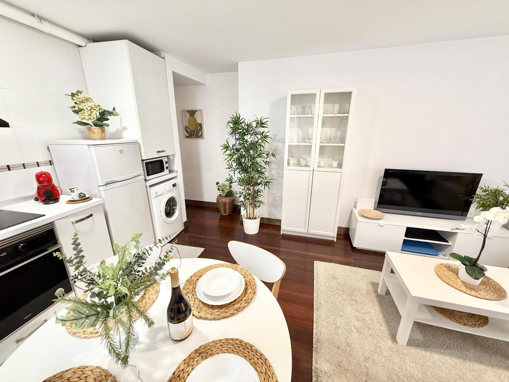 קסטרו אורדיאלס Castro Holidays - Centrico Piscina Urbanizacion Garaje Gratis מראה חיצוני תמונה