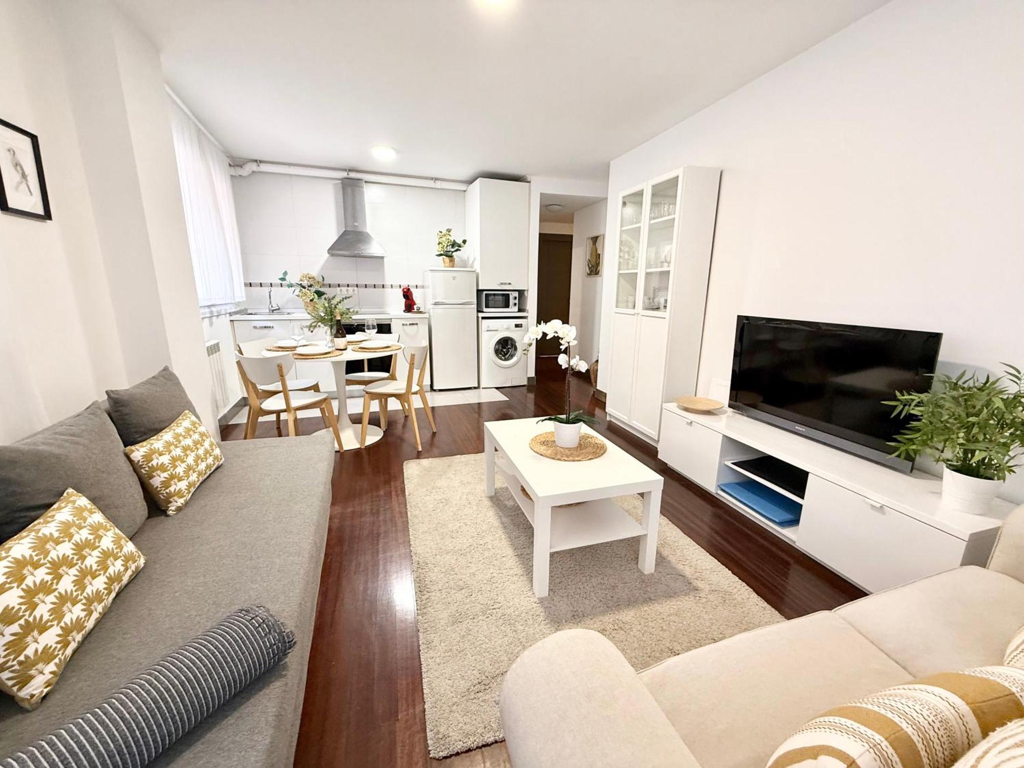 קסטרו אורדיאלס Castro Holidays - Centrico Piscina Urbanizacion Garaje Gratis מראה חיצוני תמונה
