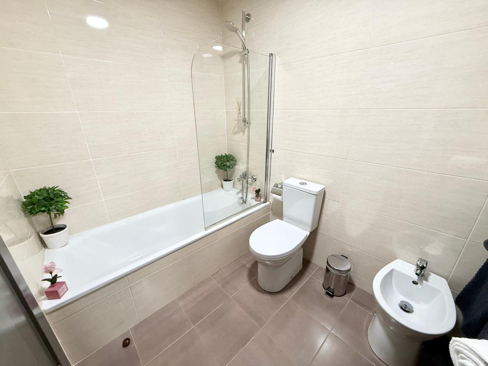 קסטרו אורדיאלס Castro Holidays - Centrico Piscina Urbanizacion Garaje Gratis מראה חיצוני תמונה