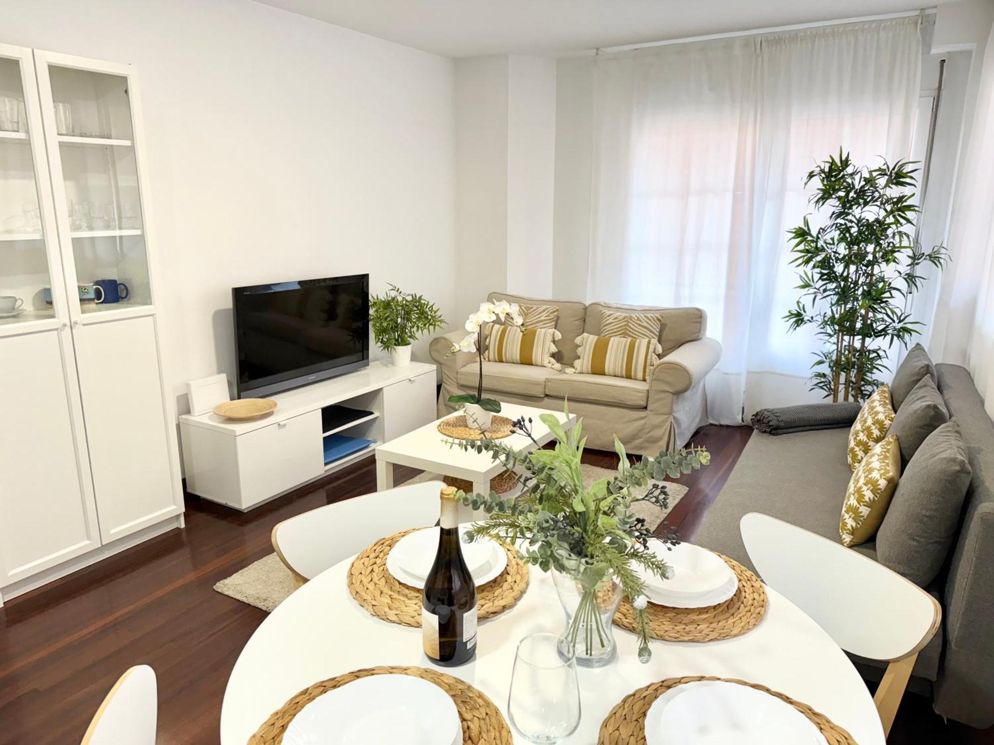 קסטרו אורדיאלס Castro Holidays - Centrico Piscina Urbanizacion Garaje Gratis מראה חיצוני תמונה