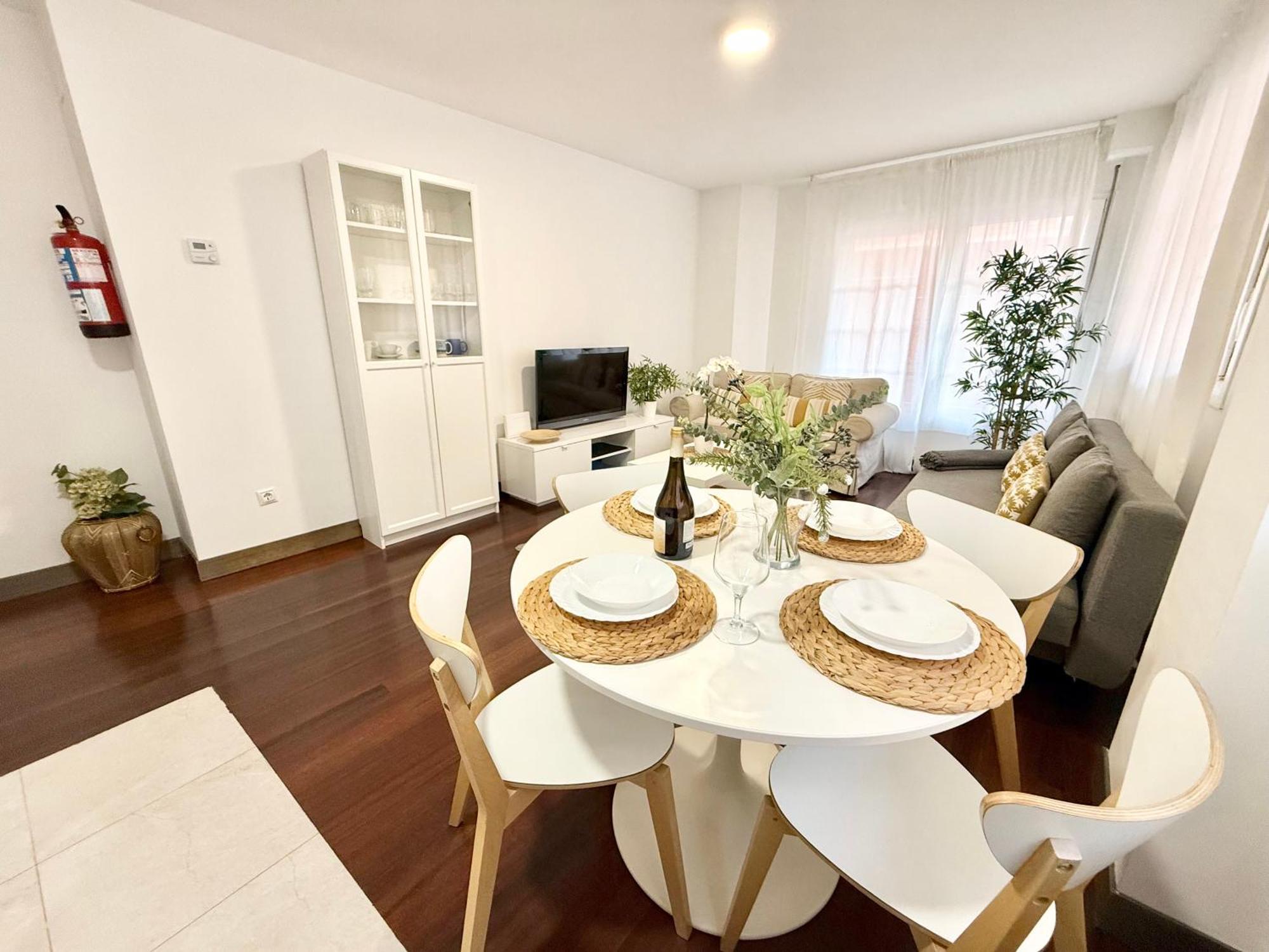 קסטרו אורדיאלס Castro Holidays - Centrico Piscina Urbanizacion Garaje Gratis מראה חיצוני תמונה
